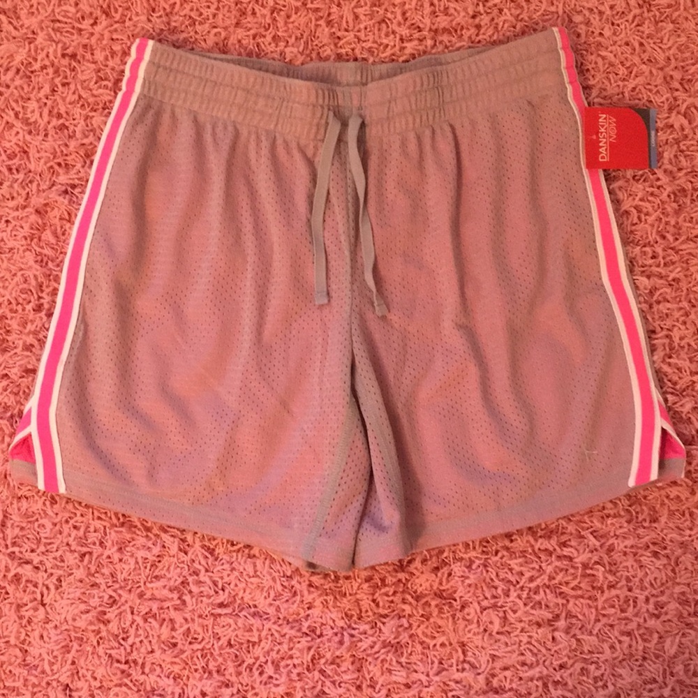 Women’s light gray Danskin now athletic shorts size medium new with tags
